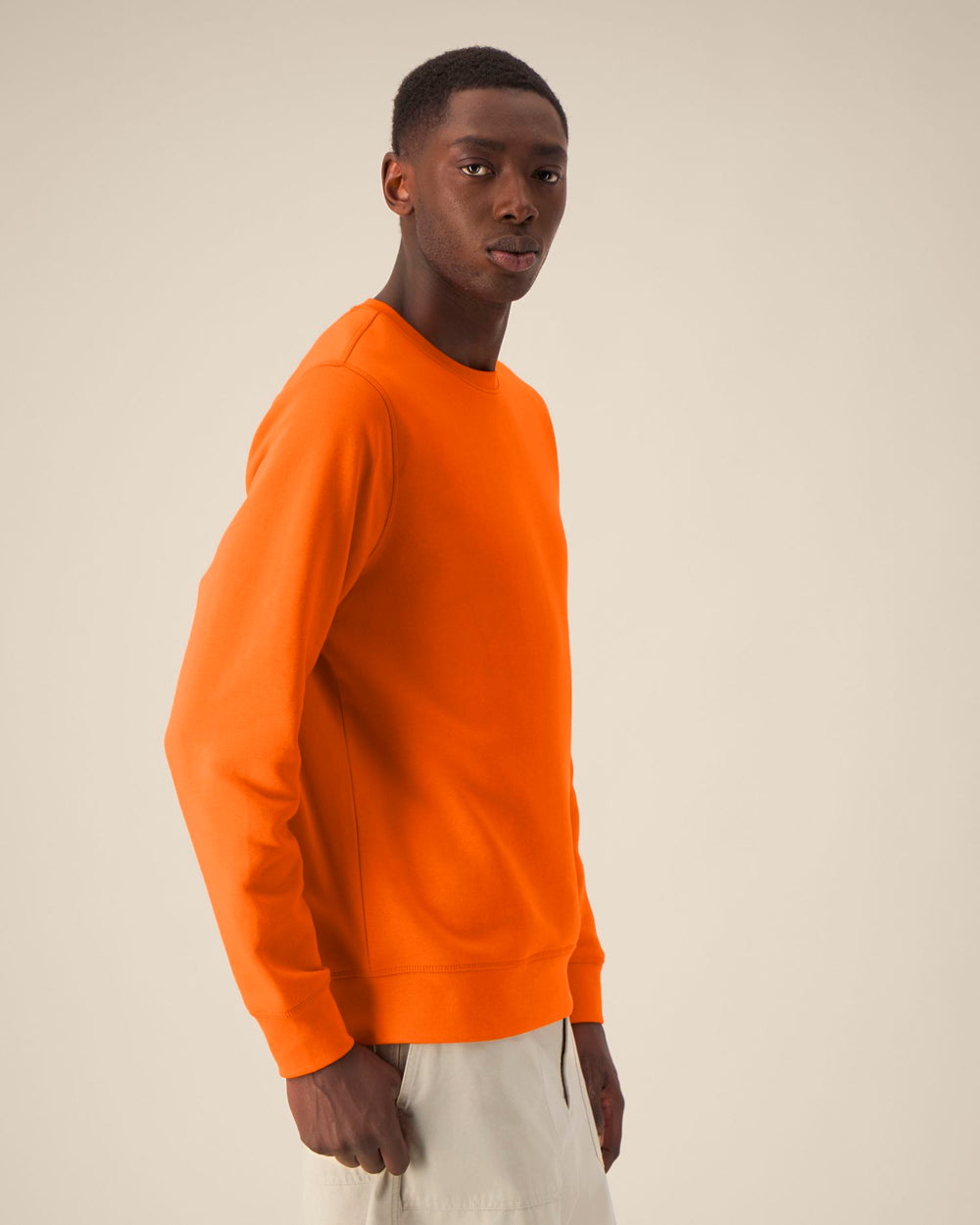 stst:sfm4_stsu868_c013.jpg